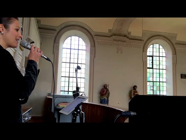 Schöner Song zur Trauung: How long will I Love You - Ellie Golding Cover, Live gesungen von deeVoice